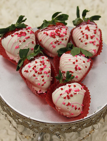 VC-032 White chocolate dipped strawberries