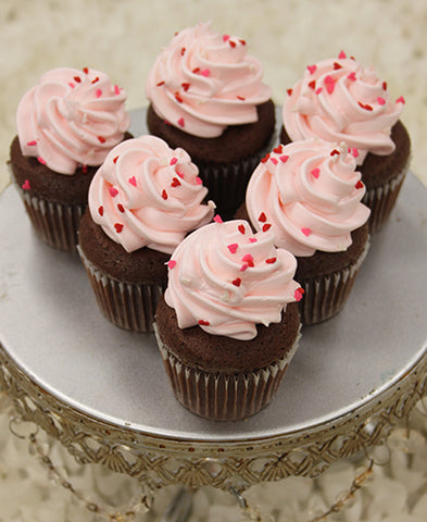 VC-040  Mini Display Valentine chocolate cupcake with white chocolate mousse filling. VC-040  Mini Display Valentine chocolate cupcake with white chocolate mousse filling.
