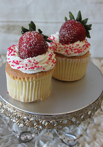 CC-000Q Strawberry Shortcake Cupcake