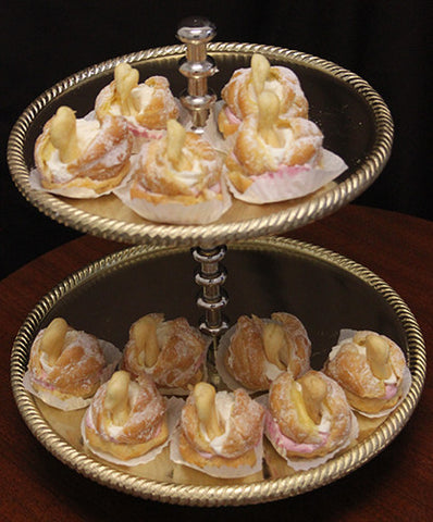 AP-033 Chantily Swan AP-033 Chantily Swan