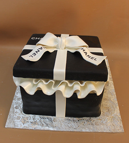 CHANEL Box Cake