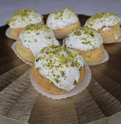 AP-028B Pistachio Cream Puff