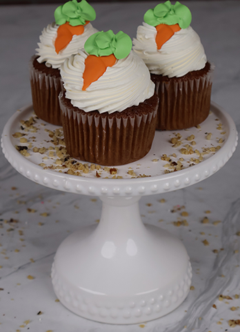 CC-000L  carrot cupcake