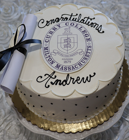Online Cake Order - Graduation Bee #119Graduation – Michael Angelo's