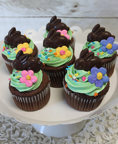 EA-042 Chocolate cupcake with white filling