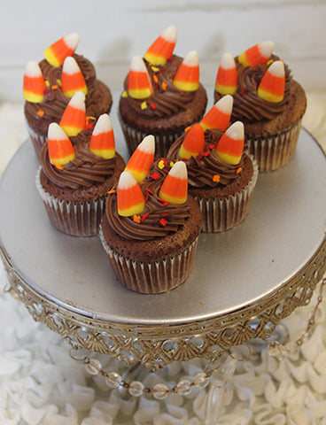 CC-054 Mini Halloween cupcakes Chocolate with white mousse filling
