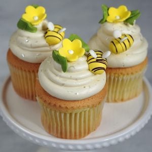 CC-120 flower bee cupcake gold cake