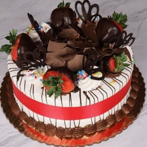 Strawberry-Grand-Marnier-Cake.jpg