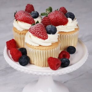 Tres-Leche-Cupcake.jpg