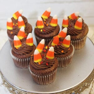 Mini Halloween Cupcakes Chocolate With White Mousse Filling02